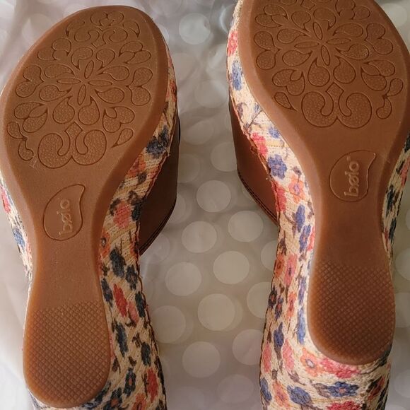 #269 Bolo 👡 Wedged silver buckle sandals,sze. 10 - Picture 6 of 9